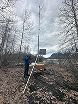 Figure 7. &mdash; Stationary tower for tracking radiotagged Chinook and sockeye salmon.
