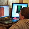 Site technicians view fish-detection data from the 
two types of sonar systems on computers in a variety of formats.