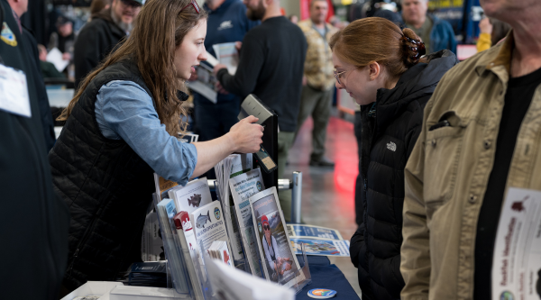 Learn about the Alaska Department of Fish and Game mobile app